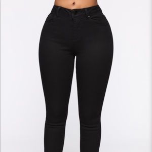 Fashion Nova Can’t Believe It! - Booty Shaping